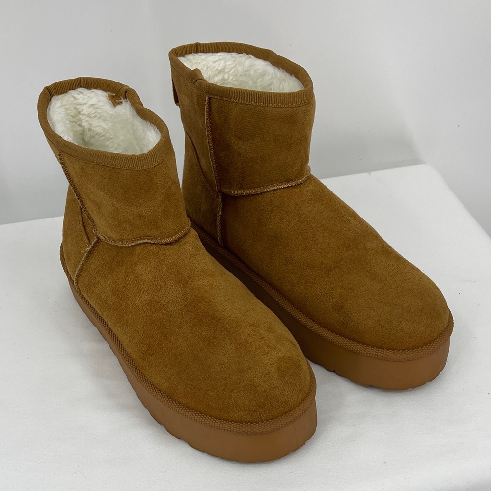 FOREVER WOMENS BOOTIES SIZE 9 PLATFORM
